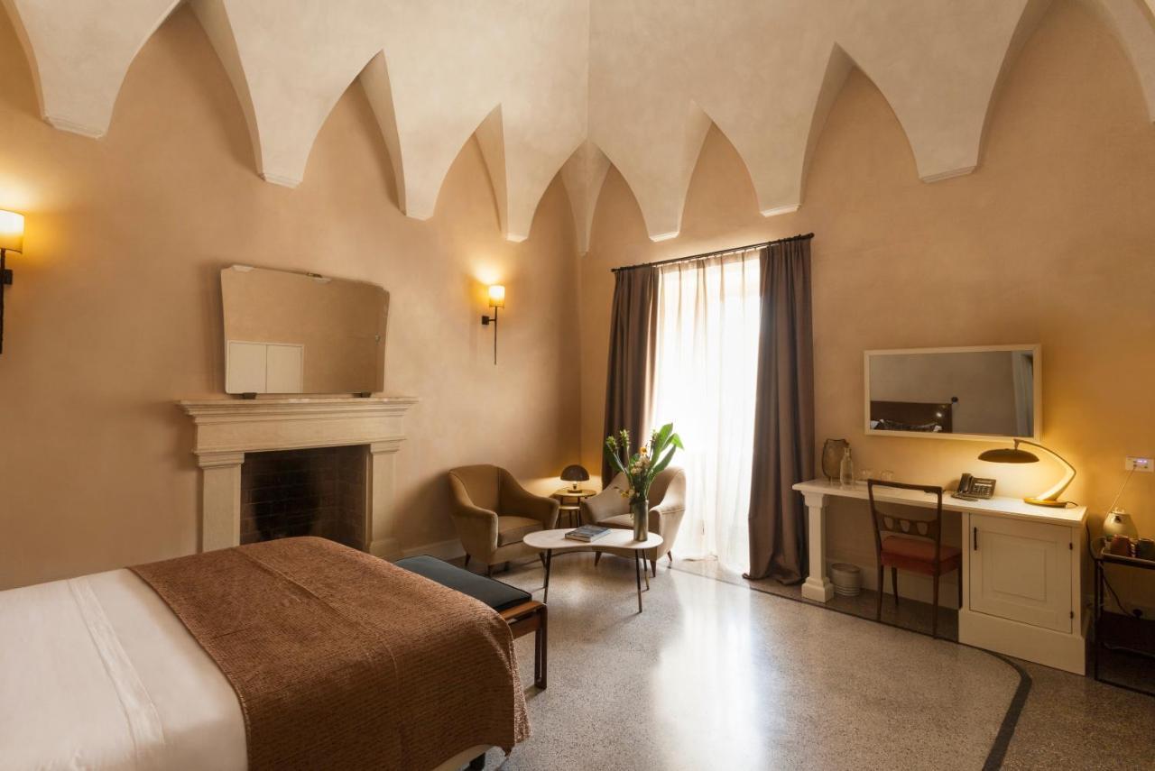Palazzo Maresgallo Suites & Spa Lecce Eksteriør bilde